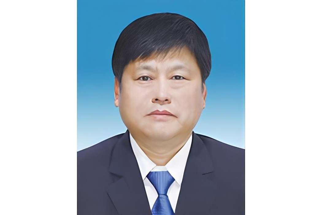 王德文(遼寧省朝陽市喀左縣水泉鎮委員會黨委書記) 王德文(遼寧省朝陽市喀左縣水泉鎮委員會黨委書記)