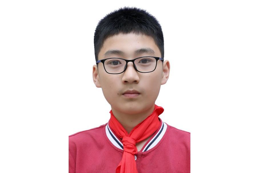 王浩翔(中國航海模型運動員) 王浩翔(中國航海模型運動員)