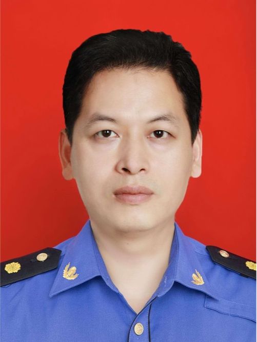 陳偉明(浙江省衢州市常山縣綜合行政執法局黨組成員、常山縣智慧城管指揮中心主任) 陳偉明(浙江省衢州市常山縣綜合行政執法局黨組成員、常山縣智慧城管指揮中心主任)