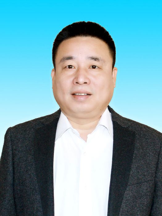 何偉(吉林省遼源市人力資源和社會保障局副局長) 何偉(吉林省遼源市人力資源和社會保障局副局長)