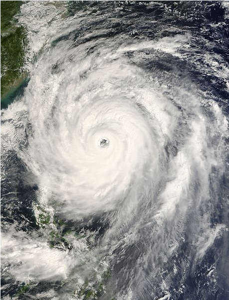 超強颱風羅莎衛星雲圖
