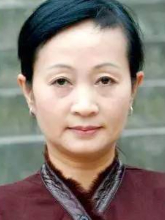 何玉琳 何玉琳