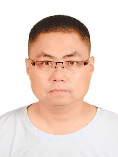 肖剛(涪城區市場監督管理局黨組成員、副局長) 肖剛(涪城區市場監督管理局黨組成員、副局長)
