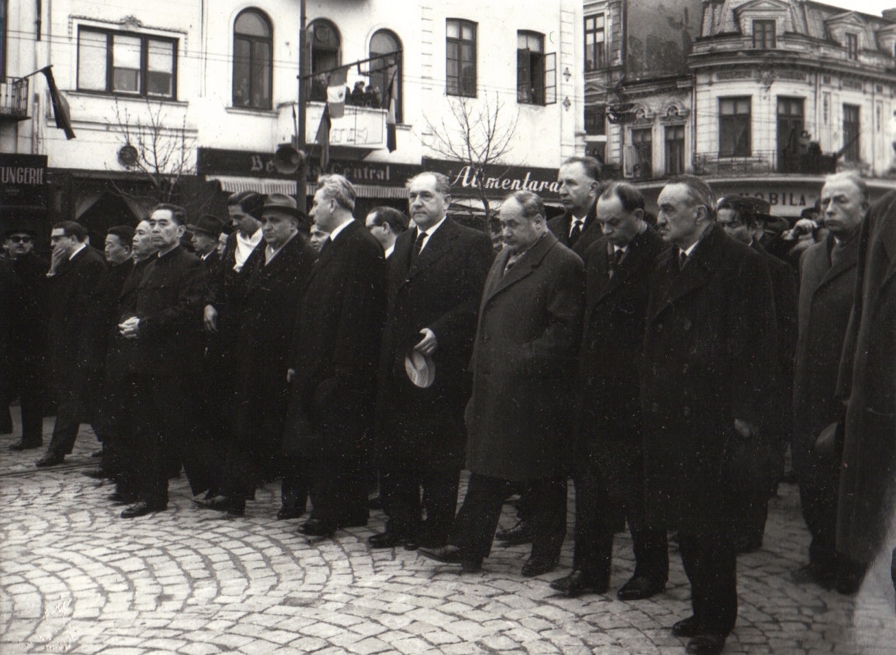 1965年，各國代表參加喬治烏-德治的葬禮