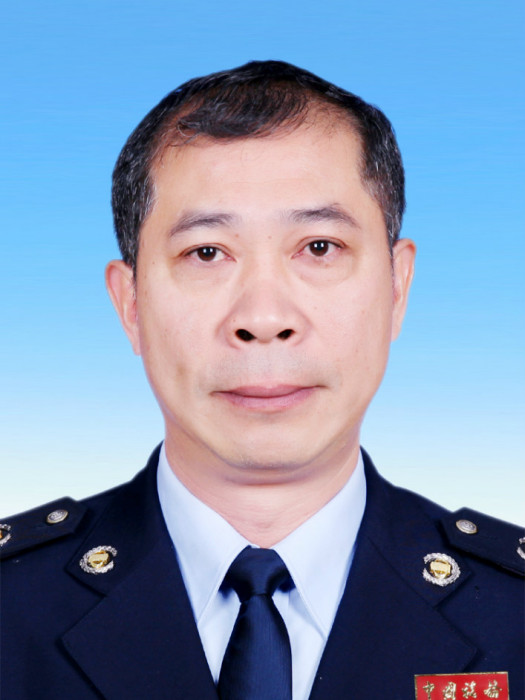 朱偉雄(國家稅務總局佛山市高明區稅務局總經濟師)