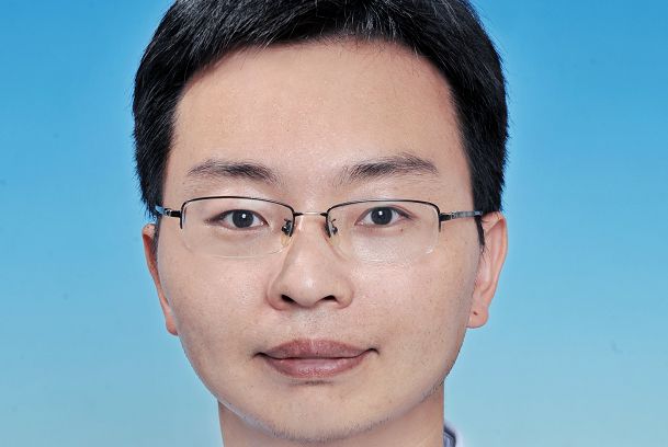 李召嶺(東華大學教授、博士生導師) 李召嶺(東華大學教授、博士生導師)