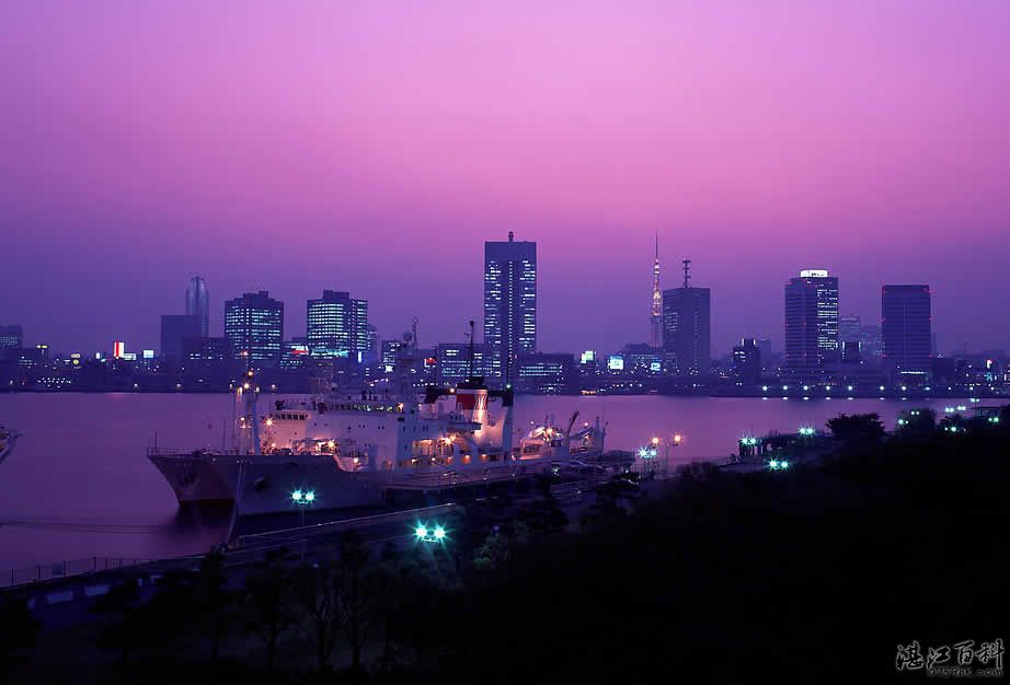 海上城市夜景
