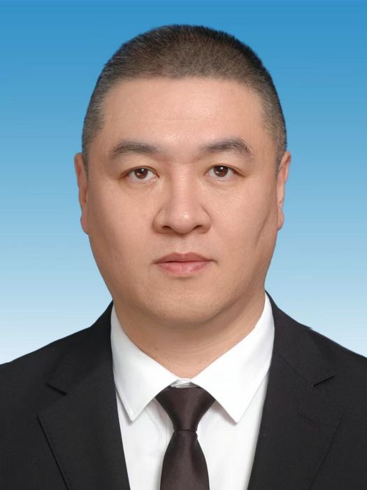 李勇(福建省泉州市豐澤區人民政府黨組成員、副區長，泉州市公安局豐澤分局黨委書記、局長)