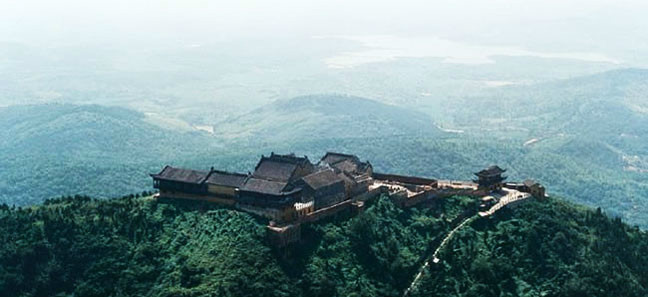 江蘇寶華山國家森林公園