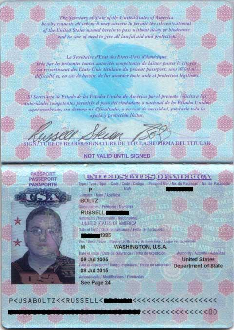 非電子版美國護照的前兩頁