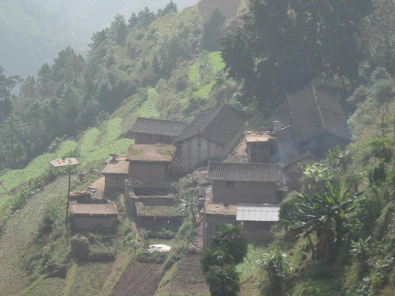 塔務兄村 塔務兄村