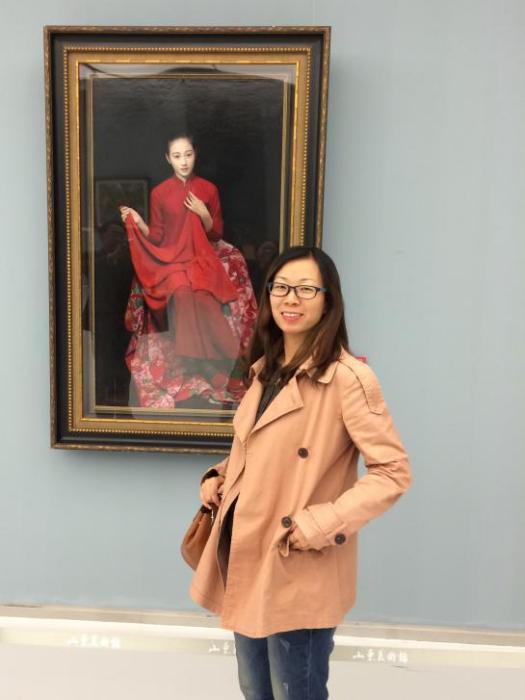 徐娜(中國石油大學勝利學院視覺傳達教研室主任。) 徐娜(中國石油大學勝利學院視覺傳達教研室主任。)