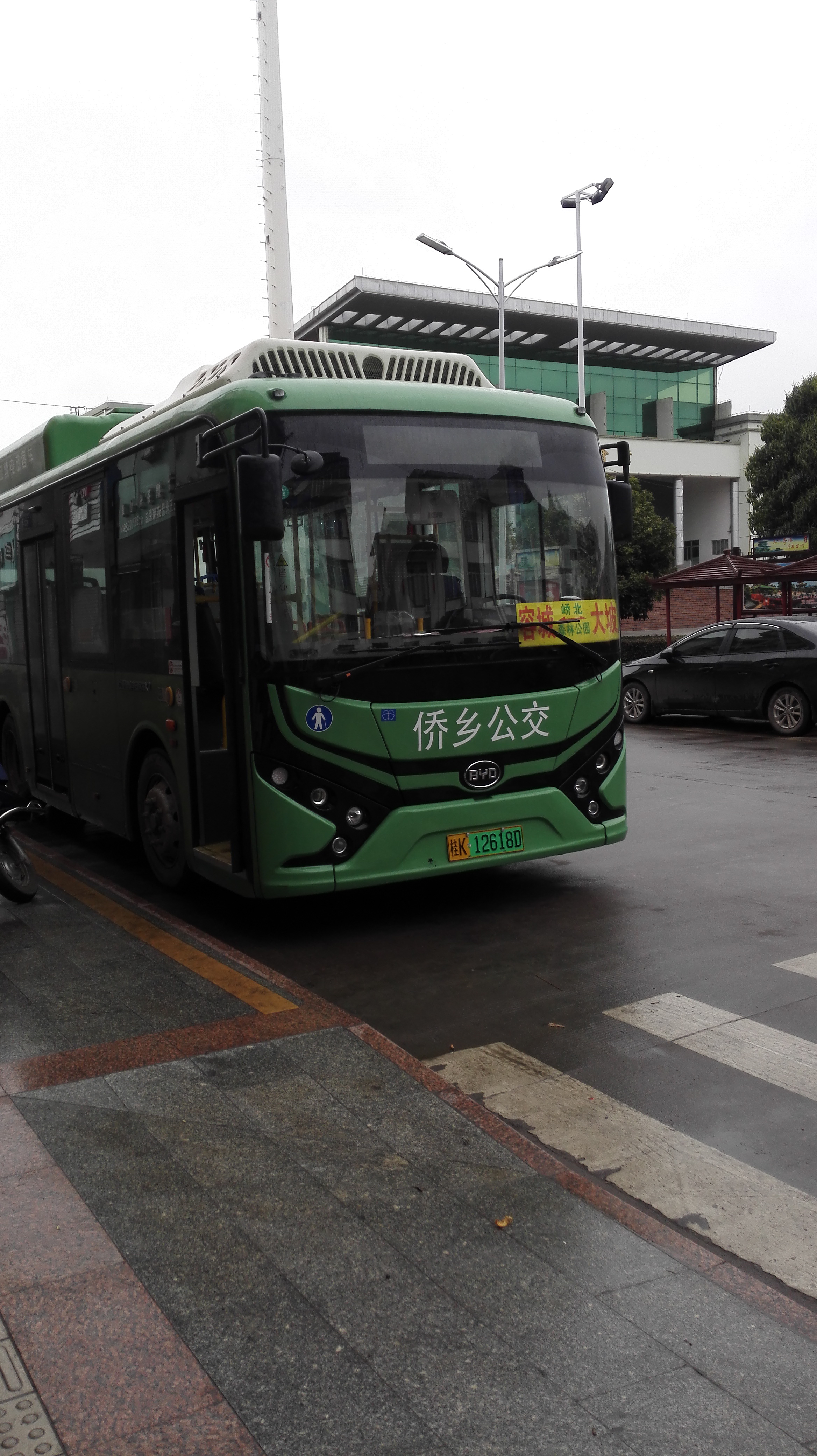 僑鄉電動公車（11路）