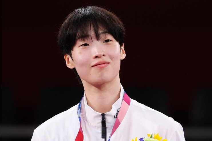 李多彬 李多彬
