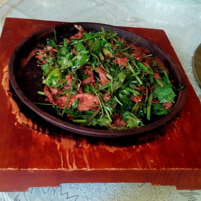 鐵板羊肉 鐵板羊肉