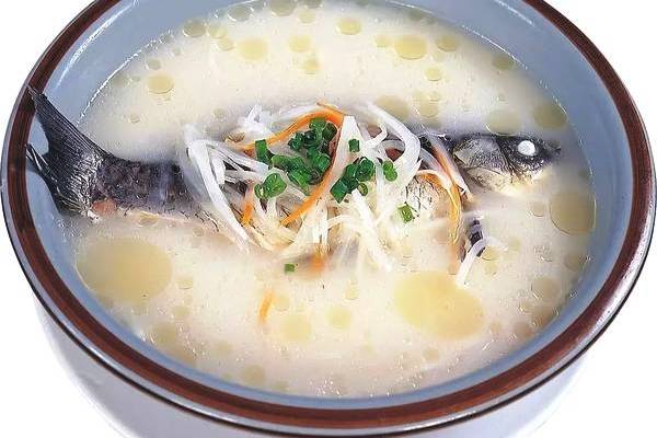 鯽魚油菜湯 鯽魚油菜湯