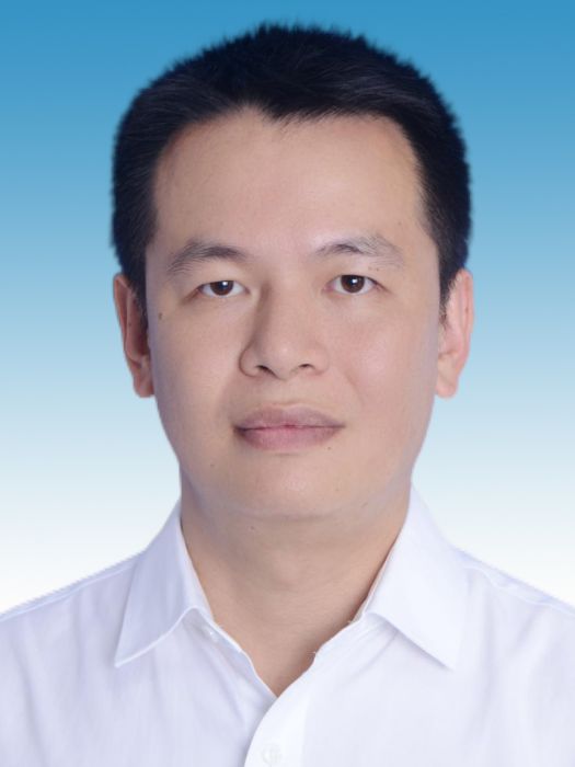 秦振福(廣西壯族自治區桂林市象山區人民政府黨組成員、副區長) 秦振福(廣西壯族自治區桂林市象山區人民政府黨組成員、副區長)