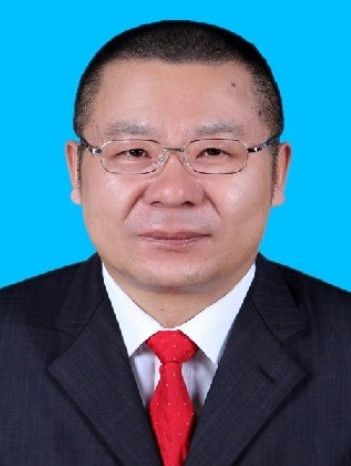 李建春(阿拉善市場監督管理局黨組成員、二級調研員) 李建春(阿拉善市場監督管理局黨組成員、二級調研員)