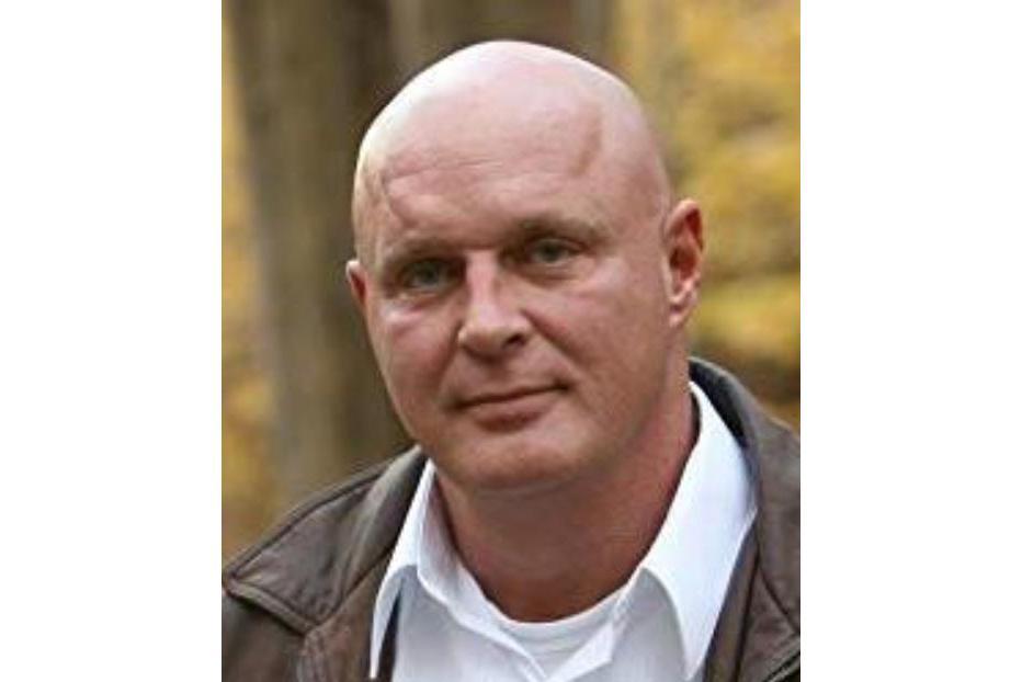 Robert Nolan Clark Robert Nolan Clark