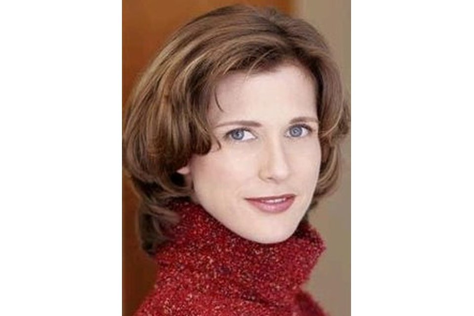 Elizabeth McCallum Elizabeth McCallum