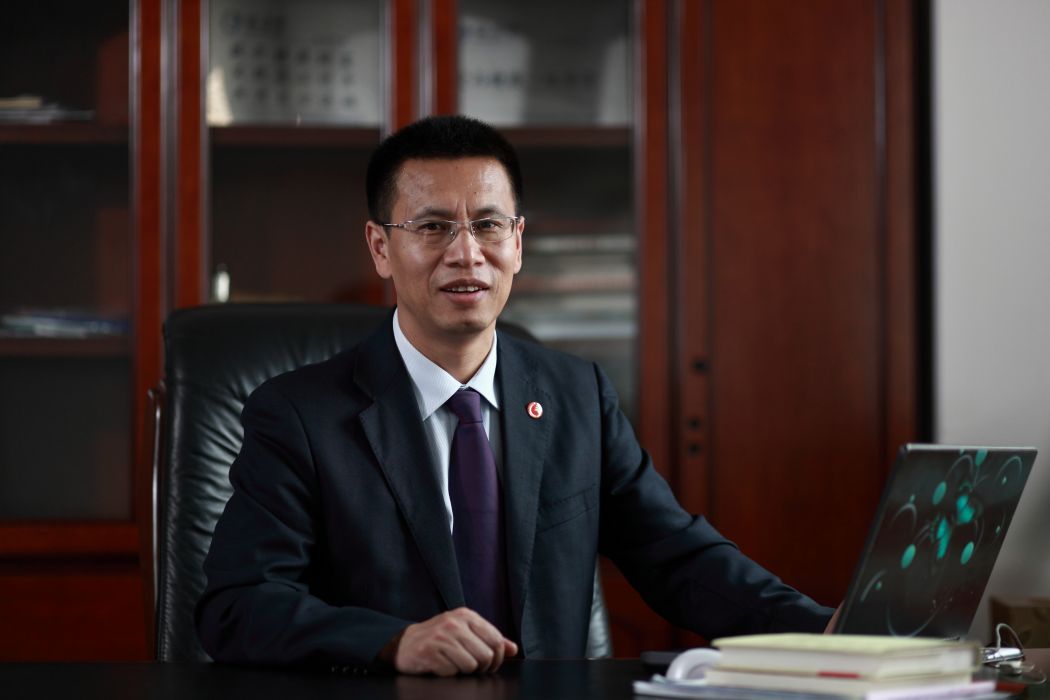 張詠(重慶詠信實業有限公司董事長兼總經理) 張詠(重慶詠信實業有限公司董事長兼總經理)