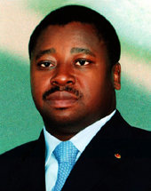 多哥現任總統福雷·埃索齊姆納·納辛貝
