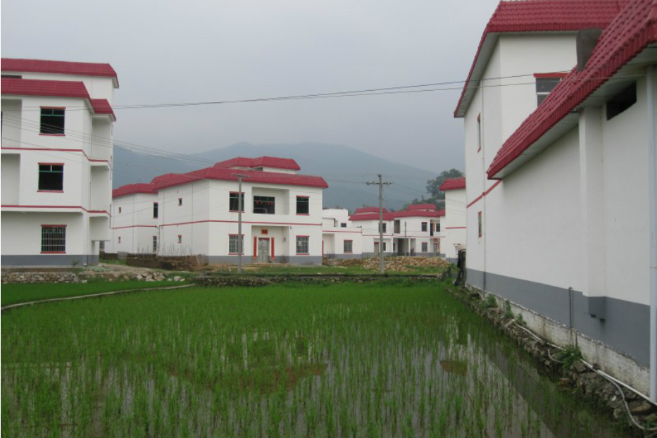 梧村(廣西壯族自治區玉林市北流市新圩鎮下轄村) 梧村(廣西壯族自治區玉林市北流市新圩鎮下轄村)