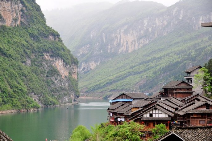 峽穀人家 峽穀人家