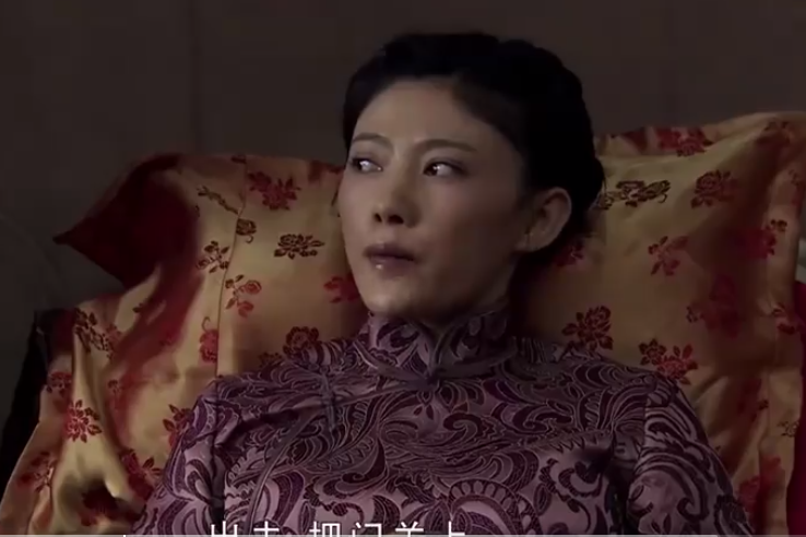 秦春(愛情劇《延安愛情》中的角色) 秦春(愛情劇《延安愛情》中的角色)