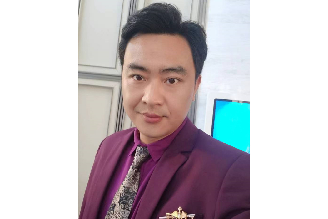 張明鑫(中國內地影視男演員) 張明鑫(中國內地影視男演員)