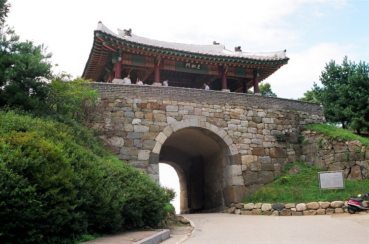 南漢山城城門