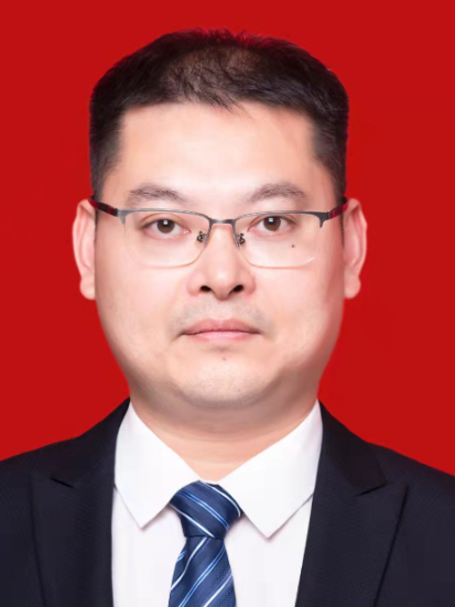 李澤榮(重慶市奉節縣五馬鎮黨委副書記、政法委員) 李澤榮(重慶市奉節縣五馬鎮黨委副書記、政法委員)