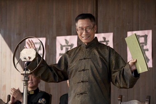 胡德甫(電視劇《鐵血刀鋒》中的角色) 胡德甫(電視劇《鐵血刀鋒》中的角色)