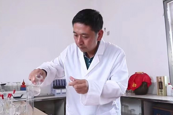 李長壽(李興發的兒子) 李長壽(李興發的兒子)