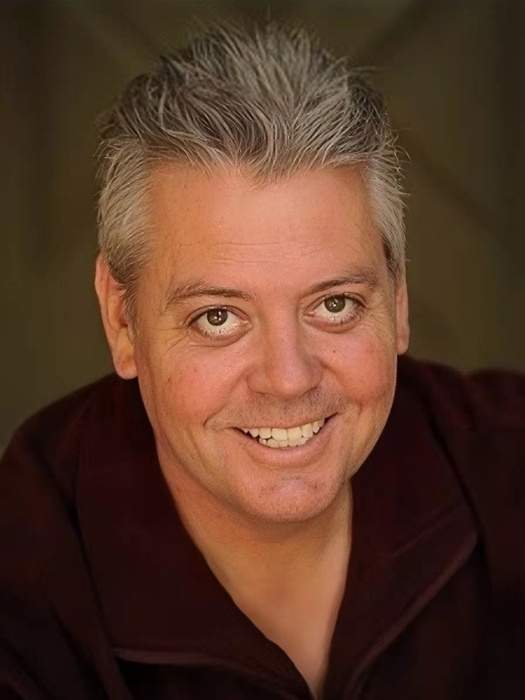 安迪·穆林斯(Andy Mullins) 安迪·穆林斯(Andy Mullins)