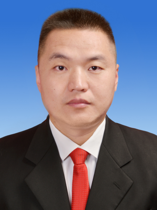 秦尚平 秦尚平