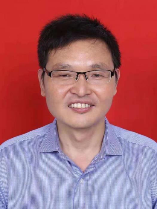 呂敬國(江西省宜春市銅鼓縣林業局黨委委員、山林糾紛調處辦主任)