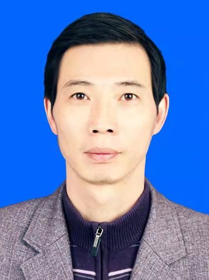 王興國(貴州省黔東南苗族侗族自治州黃平縣委教育工作委員會副書記、縣教育和科技局黨組書記,局長) 王興國(貴州省黔東南苗族侗族自治州黃平縣委教育工作委員會副書記、縣教育和科技局黨組書記,局長)