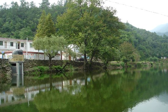 廖家埡村(湖北省宜昌市當陽市育溪鎮廖家埡村) 廖家埡村(湖北省宜昌市當陽市育溪鎮廖家埡村)