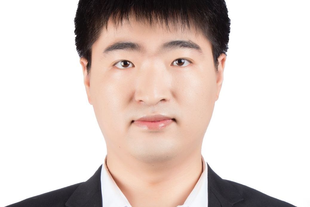盧炳先(東北大學計算機科學與工程學院副教授) 盧炳先(東北大學計算機科學與工程學院副教授)