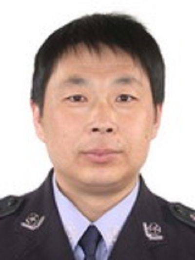 盧衛東(黑龍江省因公犧牲人民警察) 盧衛東(黑龍江省因公犧牲人民警察)