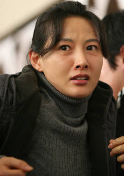 出拳女郎