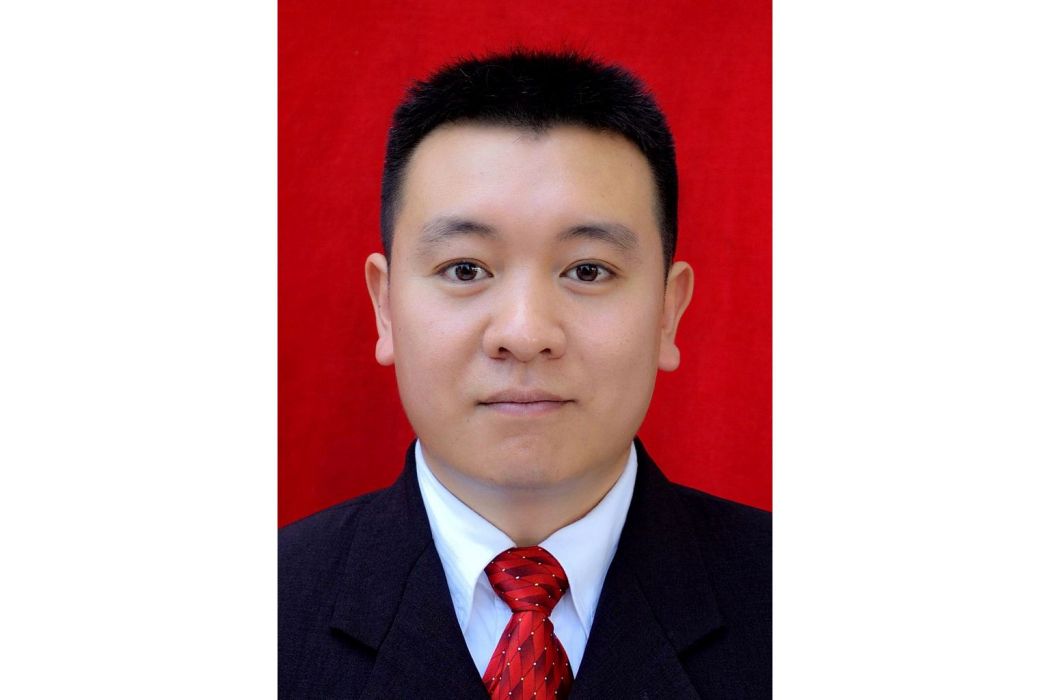 張長發(湖南省長沙市瀏陽市沙市鎮黨委委員、宣傳委員、副鎮長) 張長發(湖南省長沙市瀏陽市沙市鎮黨委委員、宣傳委員、副鎮長)