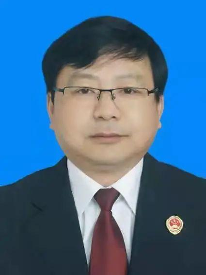 楊昌文(安徽省安慶市潛山市人民檢察院黨組書記、檢察長) 楊昌文(安徽省安慶市潛山市人民檢察院黨組書記、檢察長)