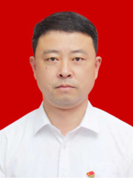陳岩峰(山東省東營市河口區行政審批服務局黨組成員、四級主任科員) 陳岩峰(山東省東營市河口區行政審批服務局黨組成員、四級主任科員)
