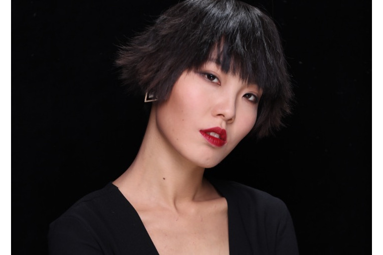 凌玲(中國內地影視女演員) 凌玲(中國內地影視女演員)