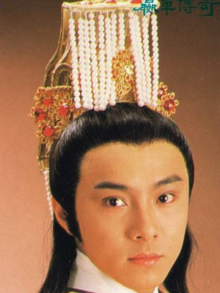皇帝(張衛健飾演的少年君主角色) 皇帝(張衛健飾演的少年君主角色)