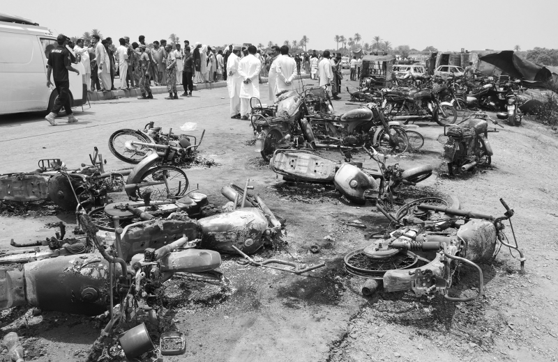 6·25巴基斯坦油罐車爆炸事件
