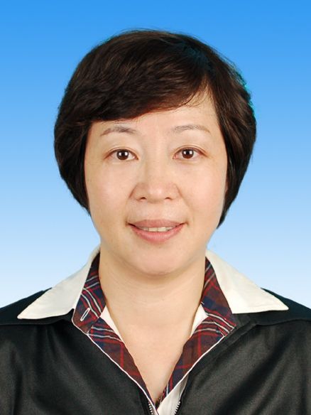 林鳳(福建省第十四屆人大代表,福建省人大環資委委員,福州市烏龍江公園管理處黨支部書記、主任,高級工程師) 林鳳(福建省第十四屆人大代表,福建省人大環資委委員,福州市烏龍江公園管理處黨支部書記、主任,高級工程師)