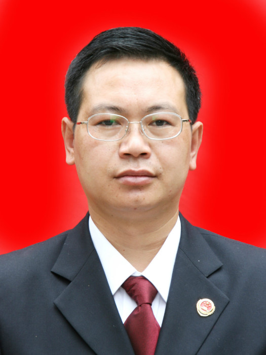 唐昌金(涼山彝族自治州人民檢察院檢察員) 唐昌金(涼山彝族自治州人民檢察院檢察員)